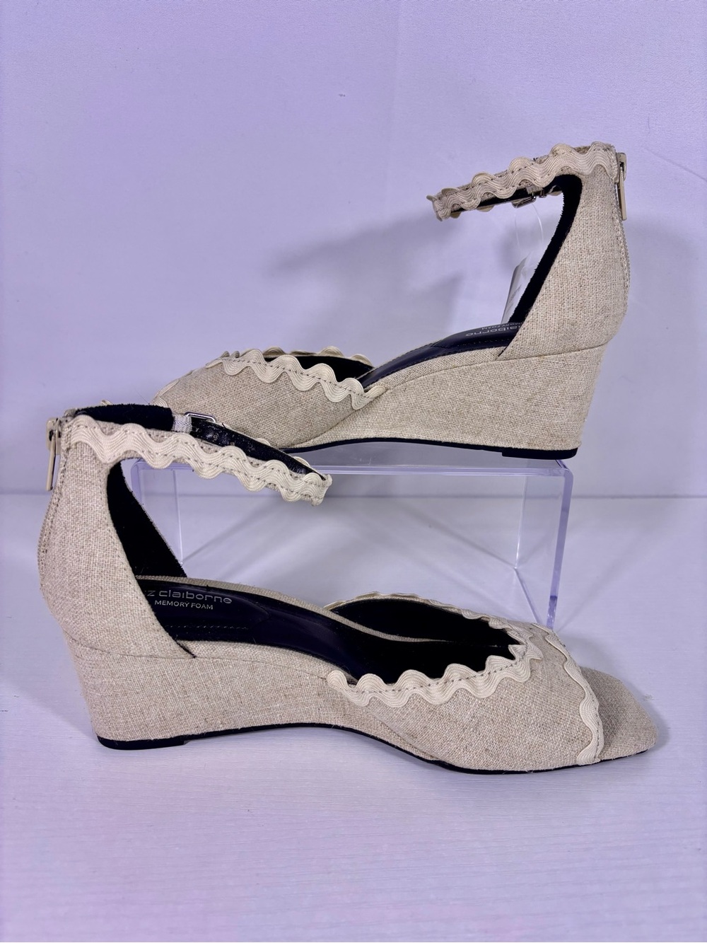 NWT Liz Claiborne Babble Wedge Sandals Linen Ric Rac Ankle Strap Size 9